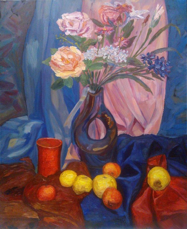 Цветы, яблоки и красный стакан